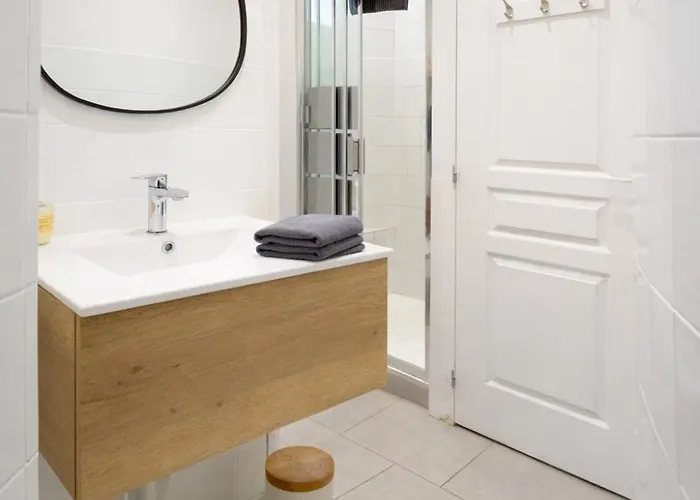 Апартаменты Le Avena - Centre - Calme - Cour Сомюр