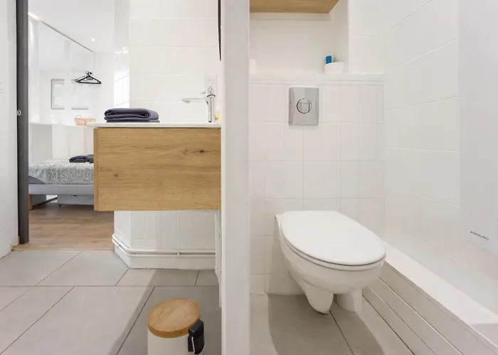 Апартаменты Le Avena - Centre - Calme - Cour *